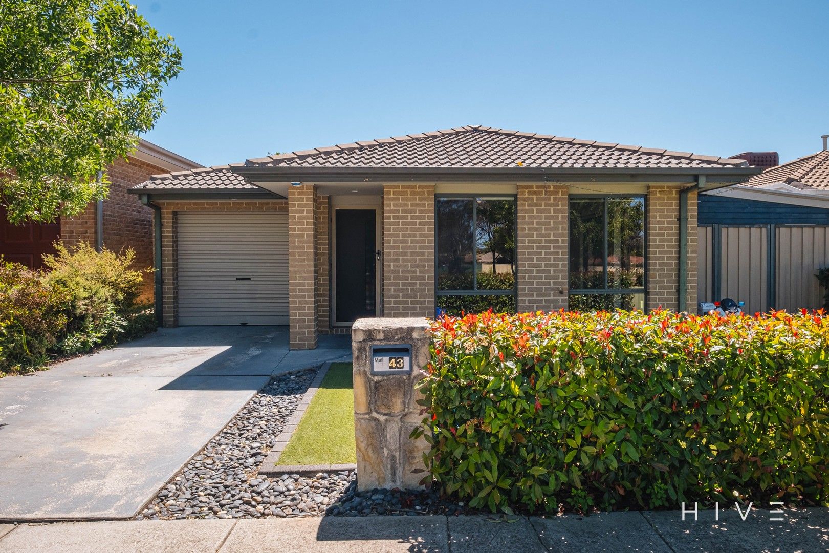 3 bedrooms House in 43 David Miller Crescent CASEY ACT, 2913