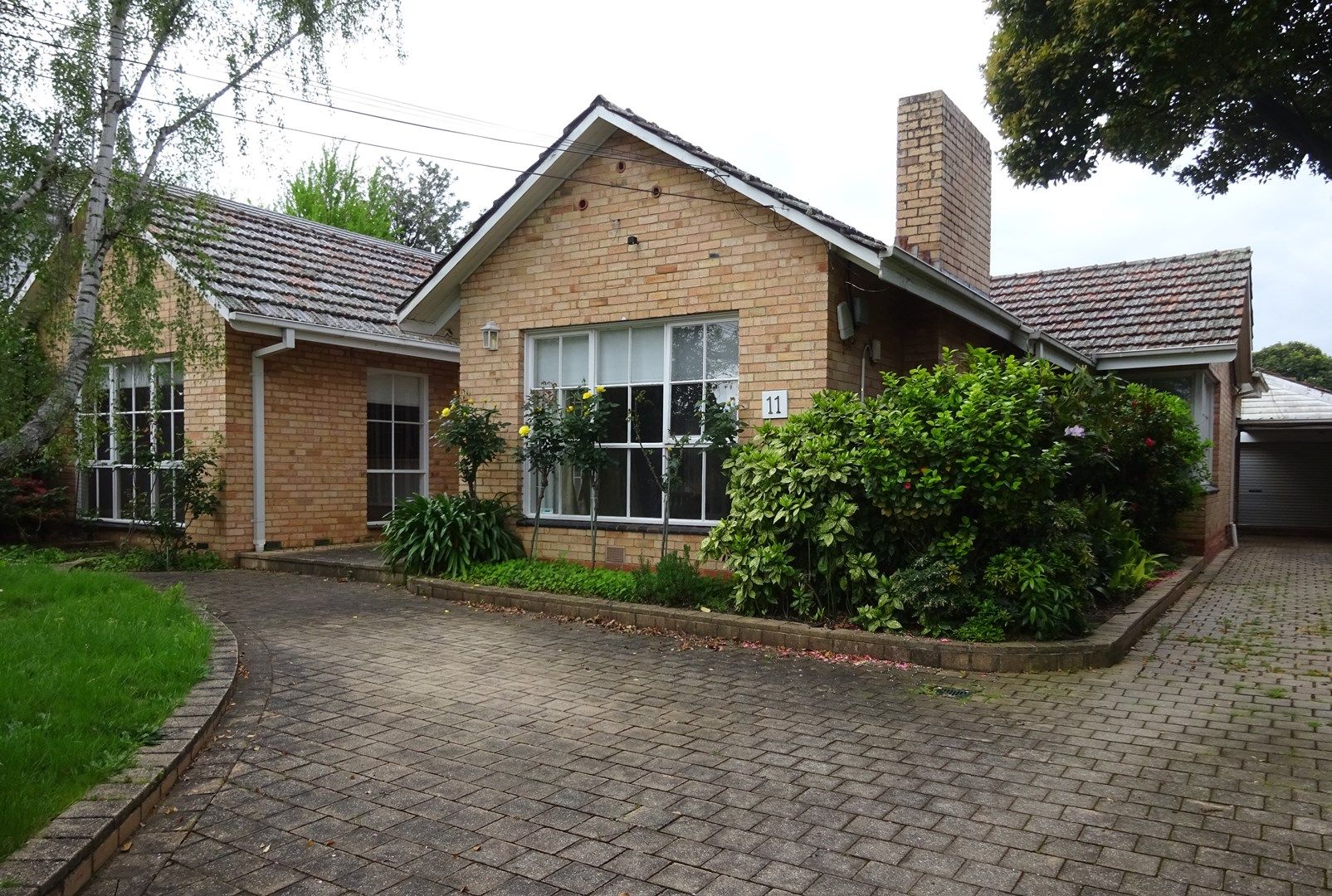11 Venice Street, Box Hill South VIC 3128 House For Rent Domain
