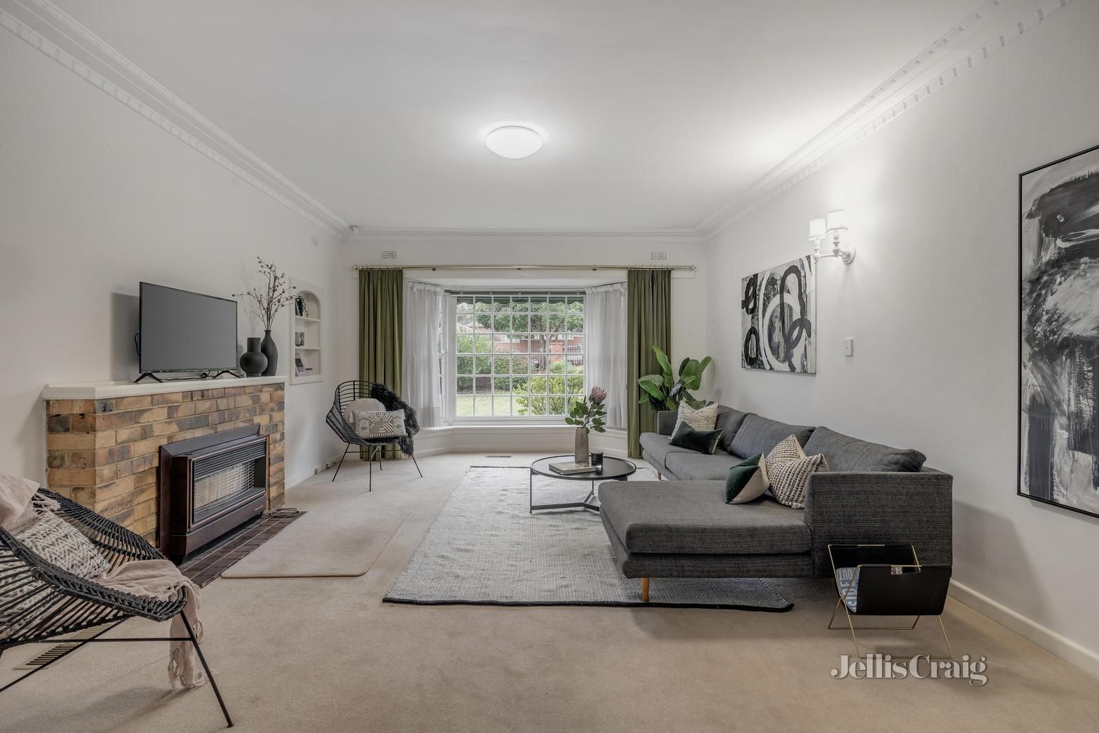 22 Yeovil Road, Glen Iris VIC 3146, Image 2