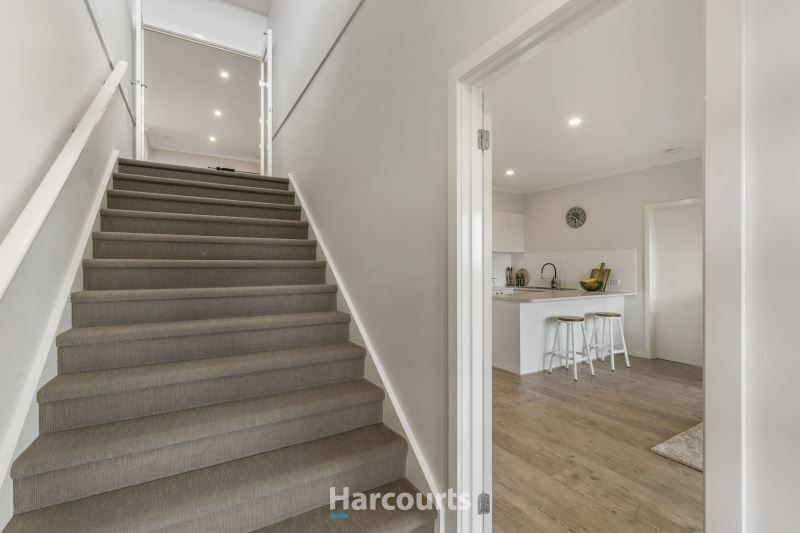 6 Victoria Place, Pakenham VIC 3810, Image 1