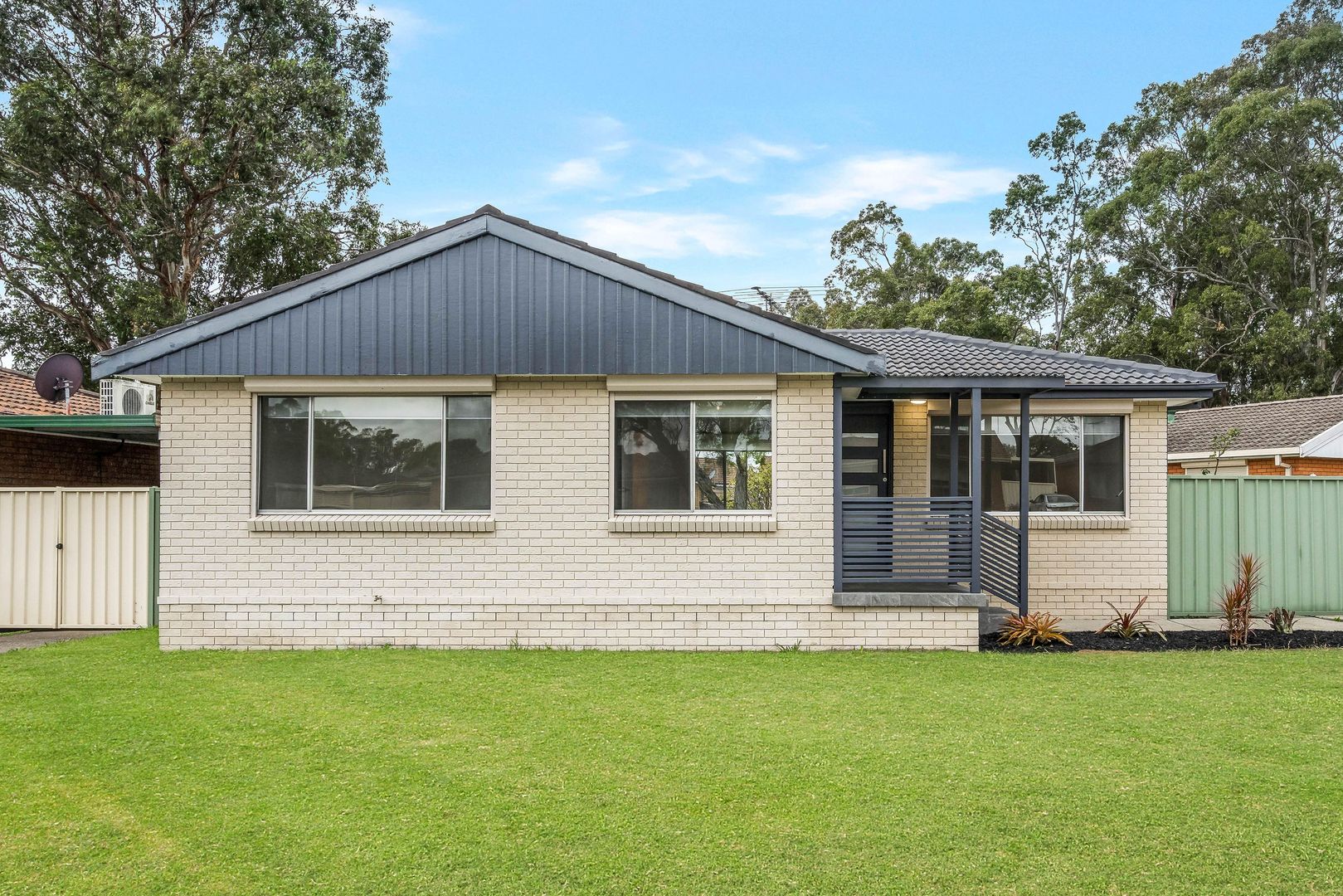 25 Comberford Close, Prairiewood NSW 2176, Image 2