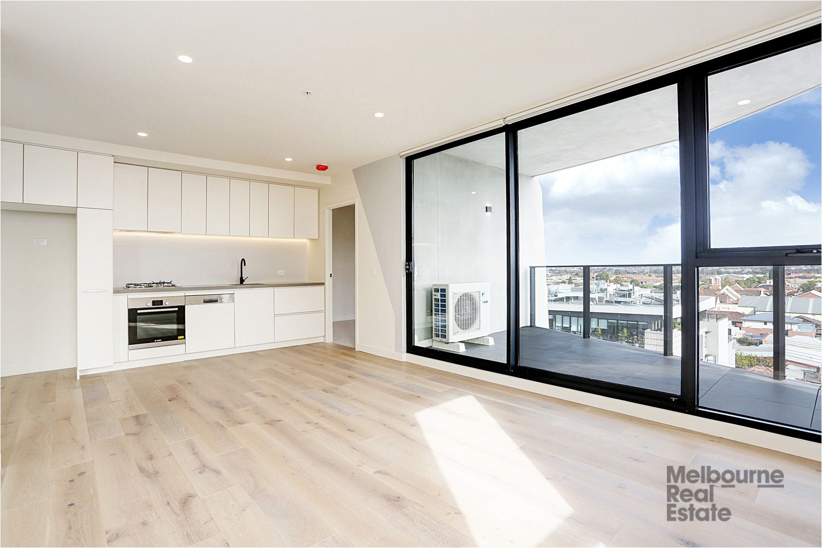611 636 High Street Thornbury Vic 3071 Apartment For Rent 450 00 Domain