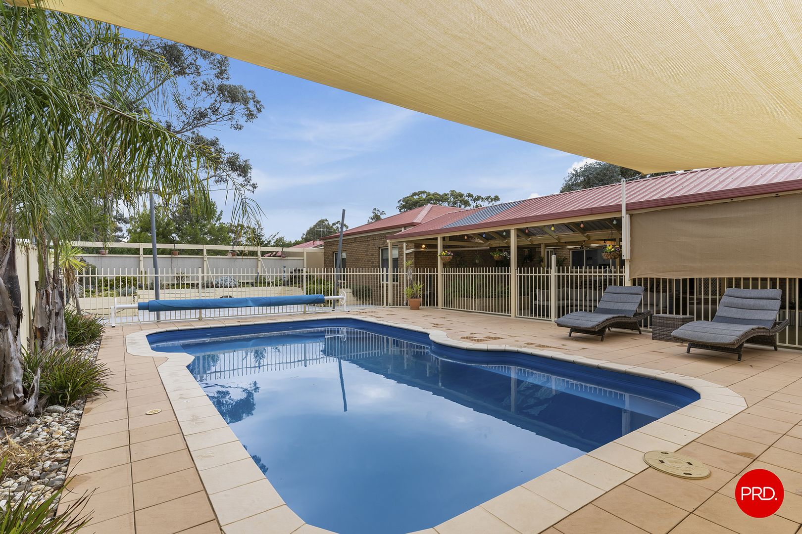 2 Peake Court, Ascot VIC 3551, Image 2