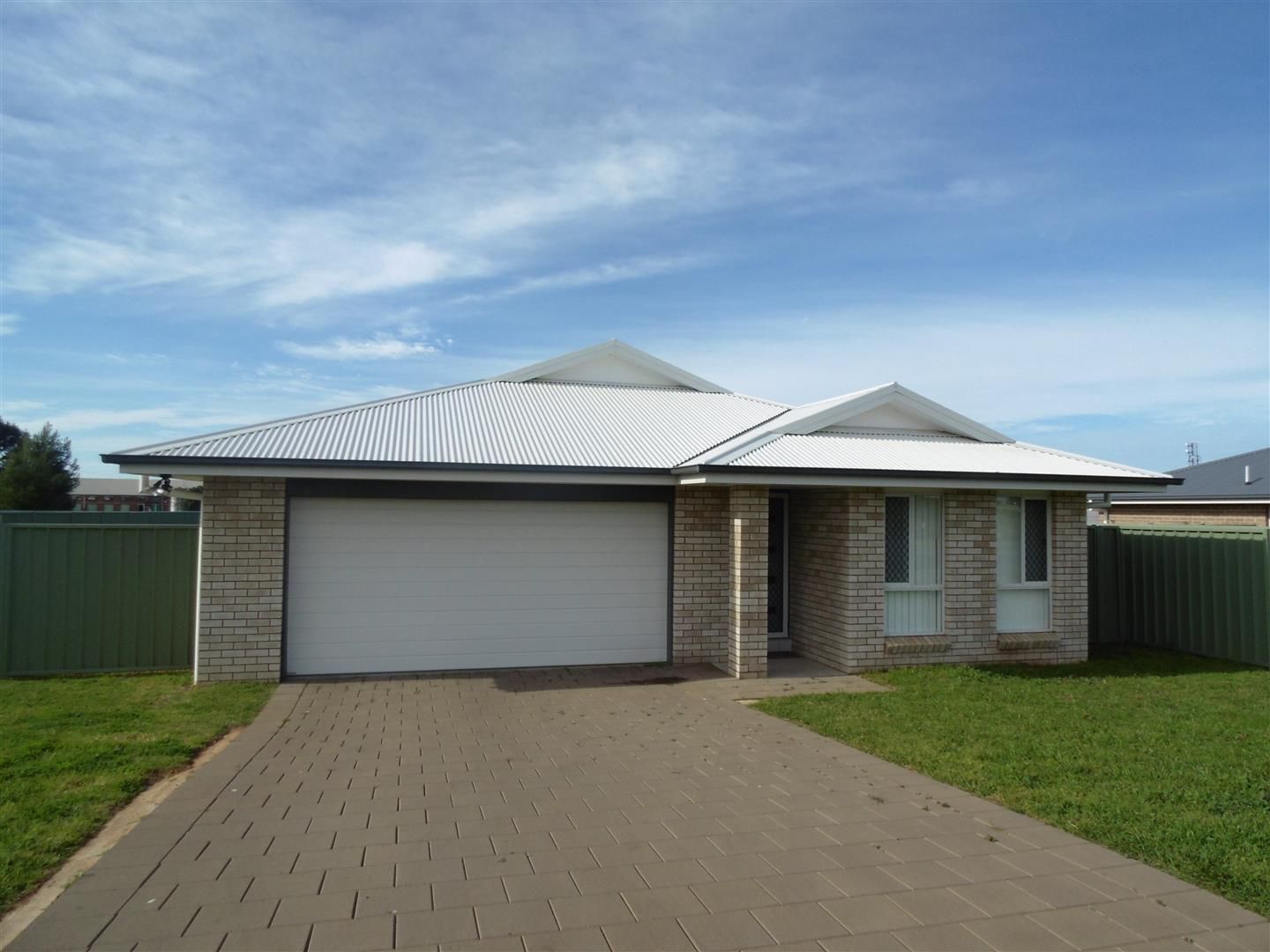 24 Warragrah Place, Parkes NSW 2870, Image 0