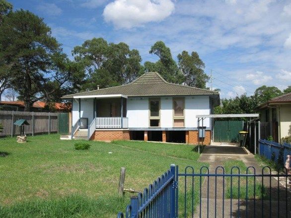 Picture of 10 Gossamer Place, MACQUARIE FIELDS NSW 2564