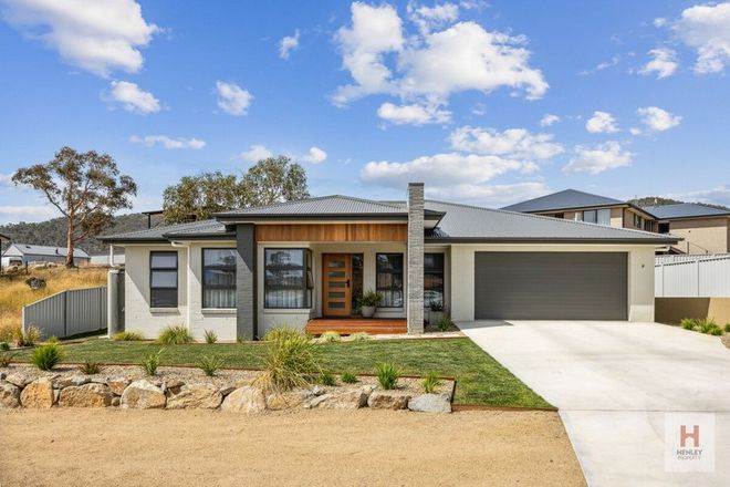 Picture of 9 Willow Bay Place, EAST JINDABYNE NSW 2627