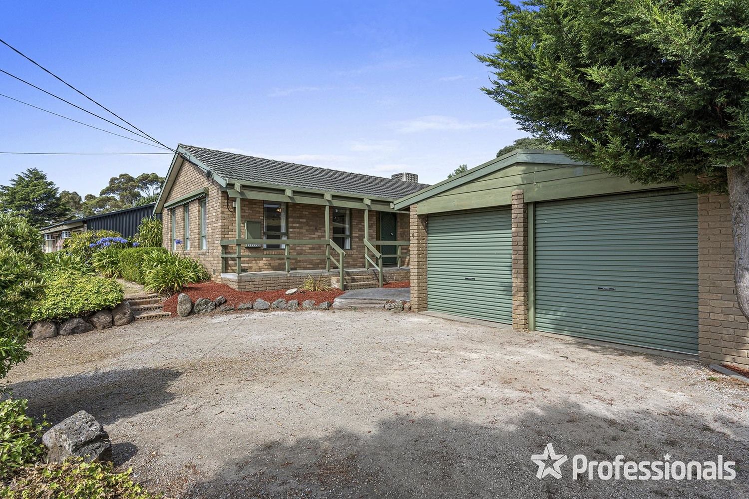 4 Woodpecker Pass, Chirnside Park VIC 3116, Image 0