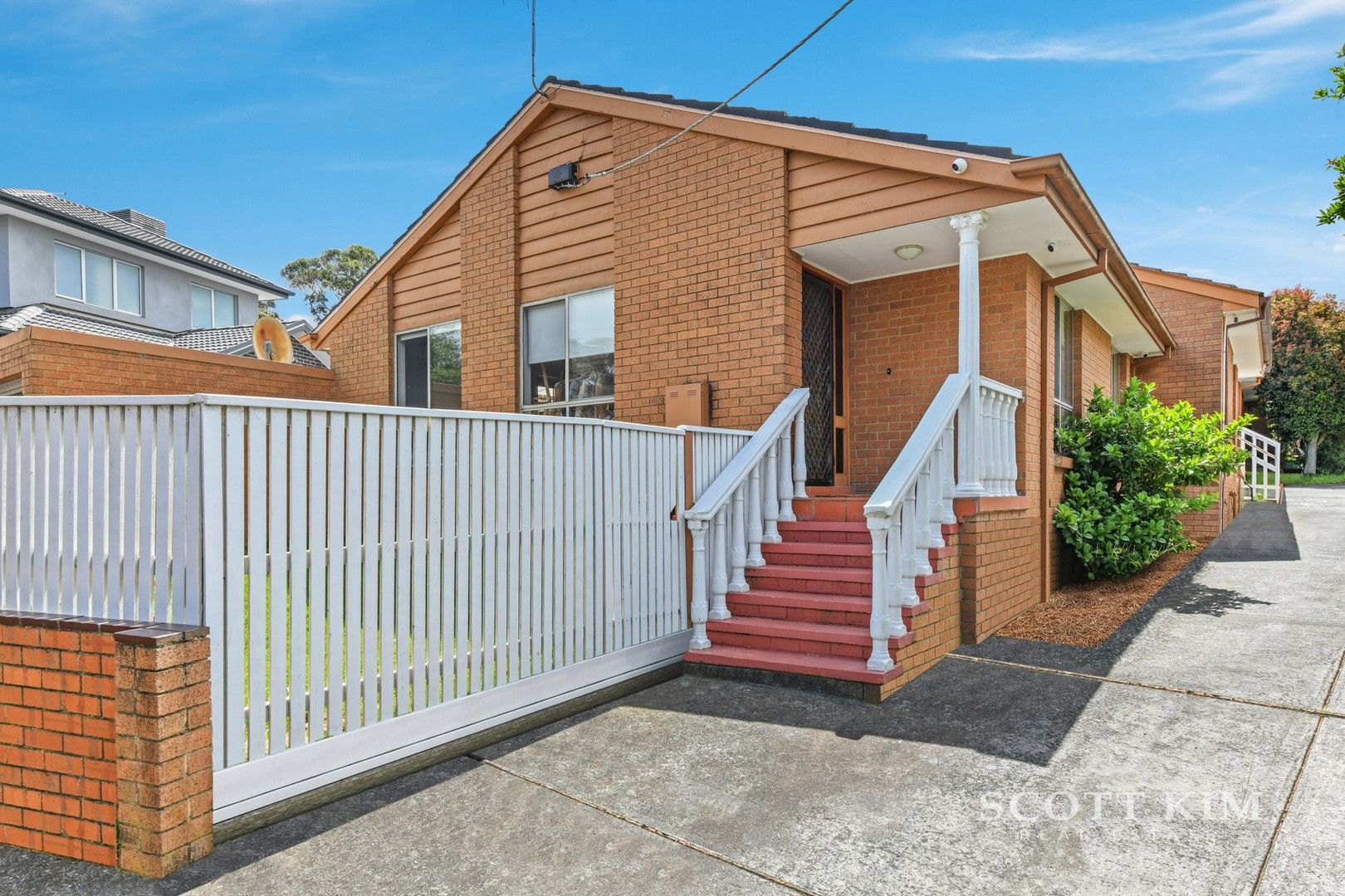 2 bedrooms Apartment / Unit / Flat in 1/17 Temple Street ASHWOOD VIC, 3147