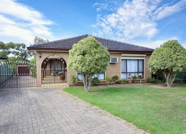 24 Munich Drive, Keilor Downs VIC 3038