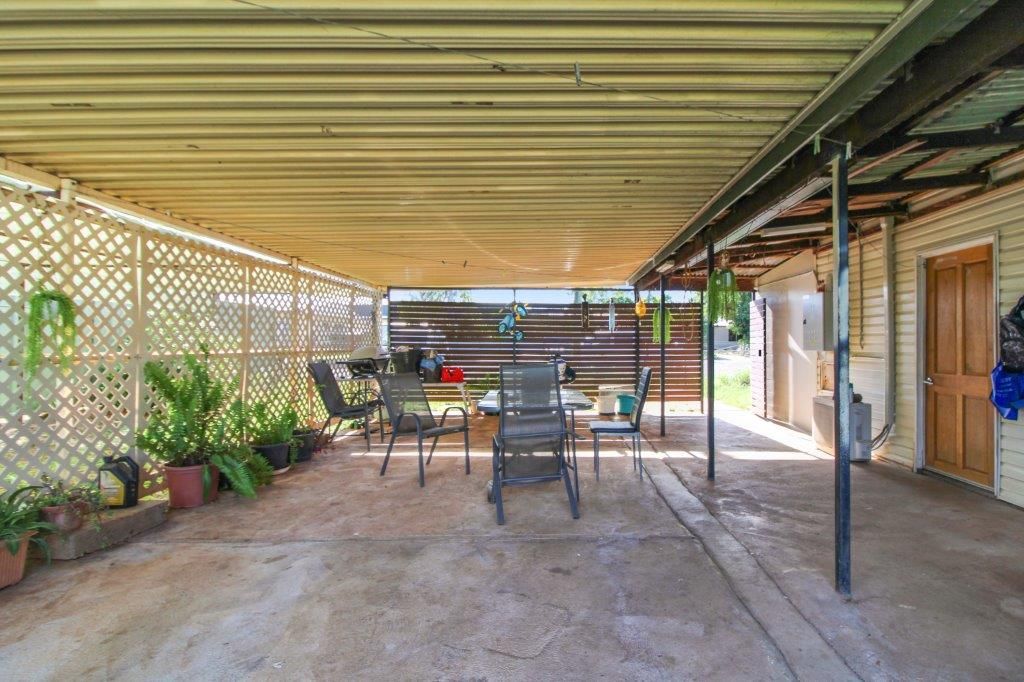 2 bedrooms House in 10 George Street CLONCURRY QLD, 4824