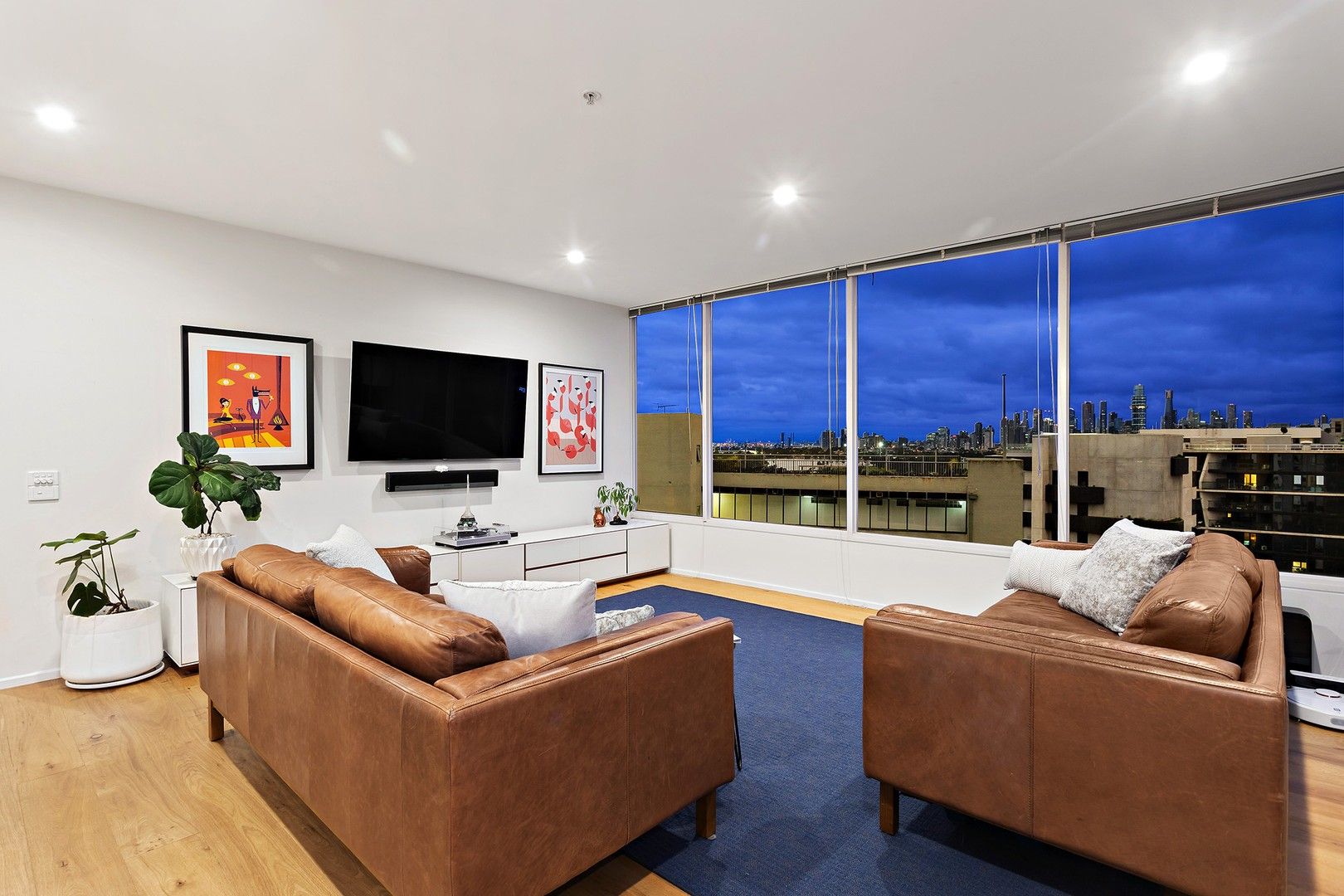 1403/82 Queens Road, Melbourne VIC 3004, Image 2