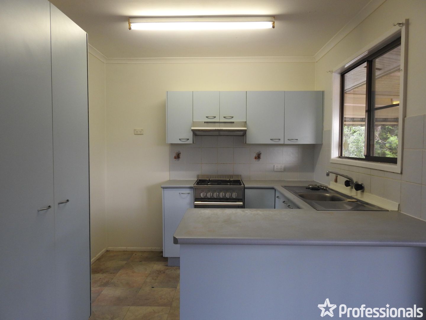 22 Carbeen Street, Andergrove QLD 4740, Image 2