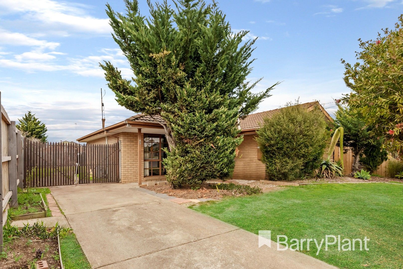 4 bedrooms House in 186 Morris  Road HOPPERS CROSSING VIC, 3029