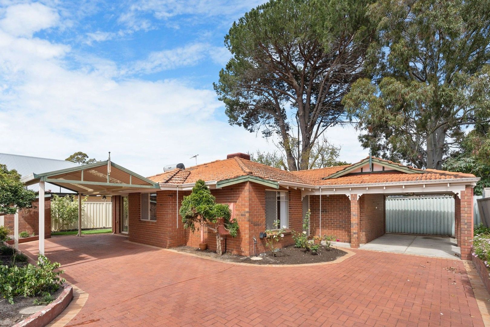 3 bedrooms House in 2/56 Dorothy Street GOSNELLS WA, 6110