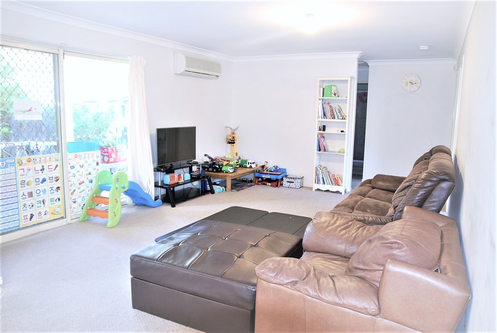 9/40 Arcadia St, Eight Mile Plains QLD 4113, Image 2