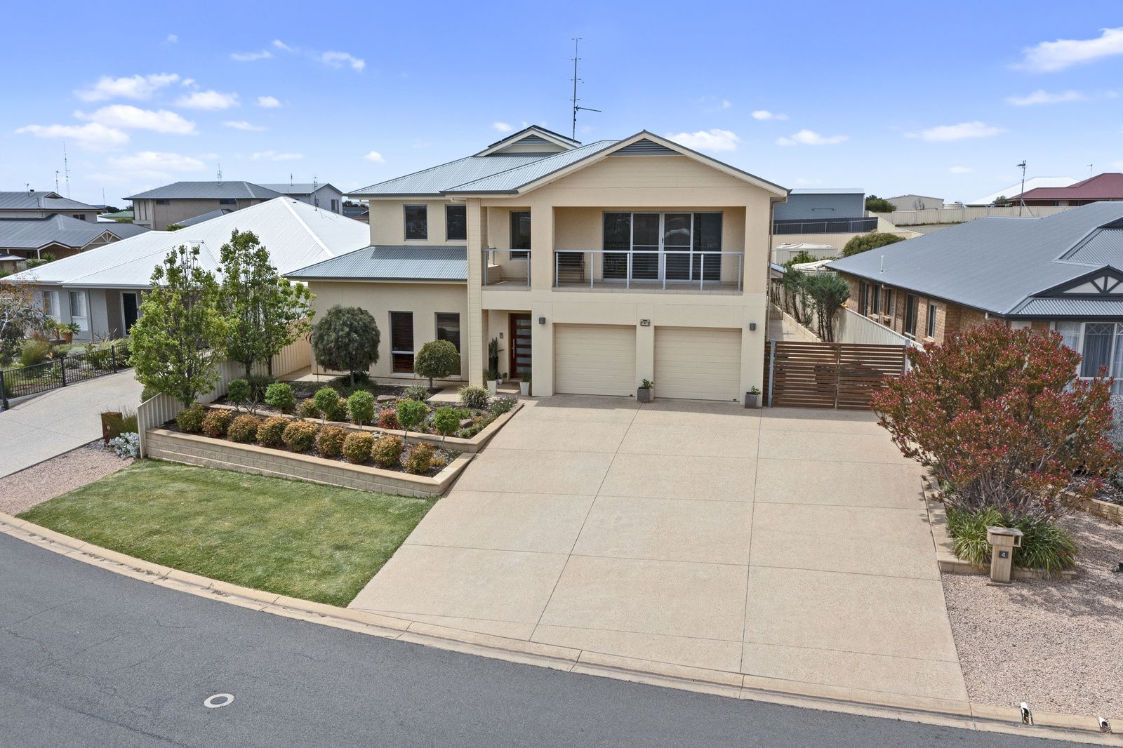 4 Woodward Street, Moonta Bay SA 5558, Image 0