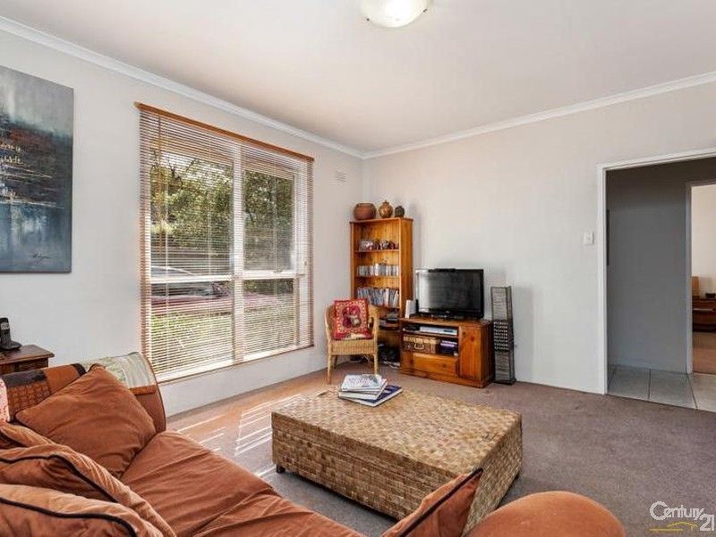 4/28 Peel Street, Newport VIC 3015, Image 2