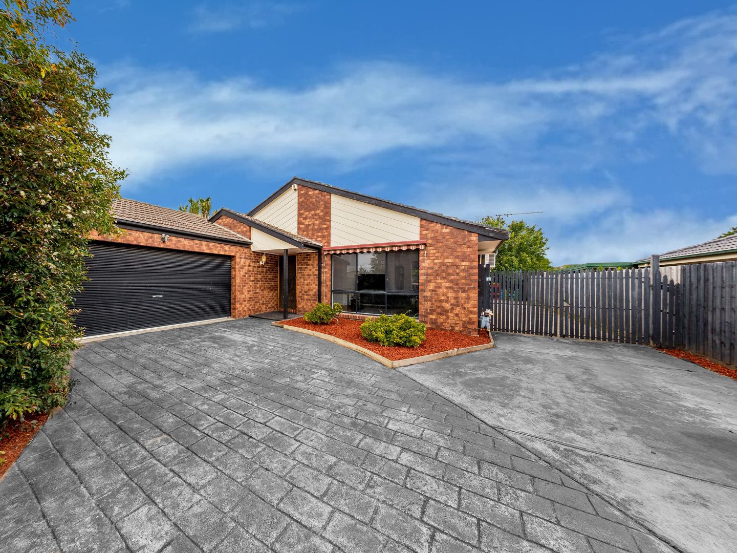 25 Navarre Drive, Cranbourne West VIC 3977, Image 1