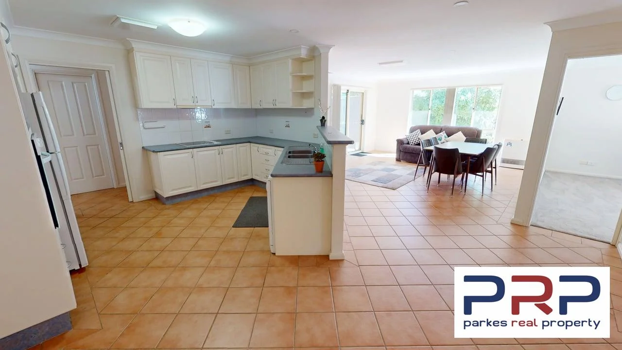 Additional image 6 of 4 Hazelbank Avenue, Parkes NSW 2870