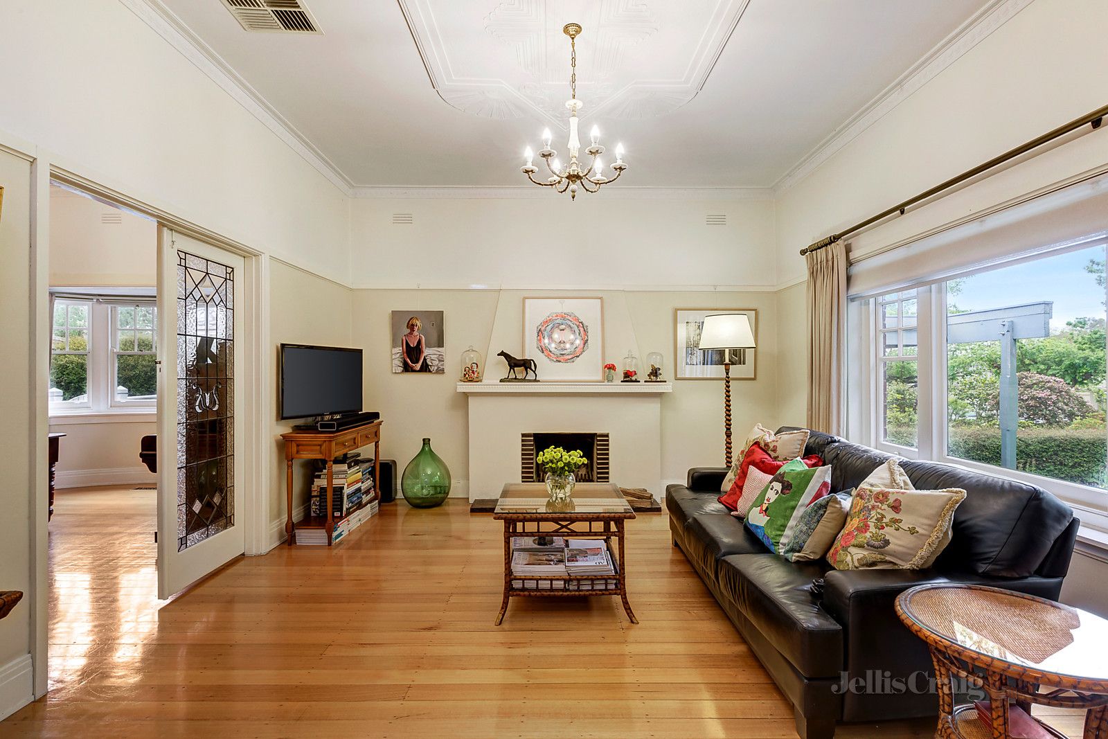 17 Knutsford Street, Balwyn VIC 3103, Image 2