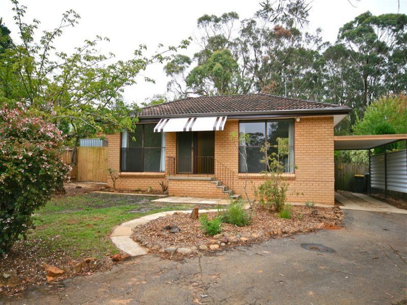 2 bedrooms House in 8 Lawsonview Parade WENTWORTH FALLS NSW, 2782
