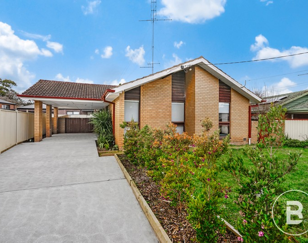 11 Sainsbury Court, Mount Clear VIC 3350