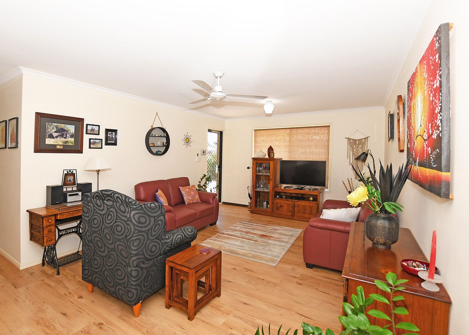 Unit 1, 112 BIDEFORD STREET, Torquay QLD 4655, Image 2