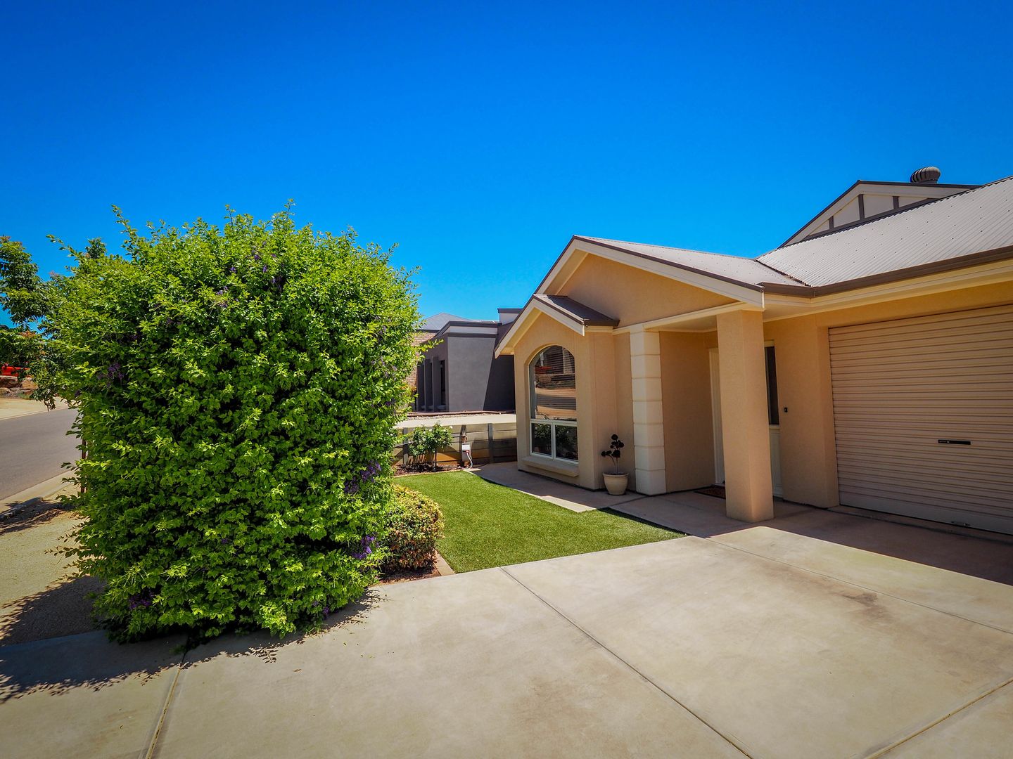 9 McEwen Drive, Loxton SA 5333, Image 1