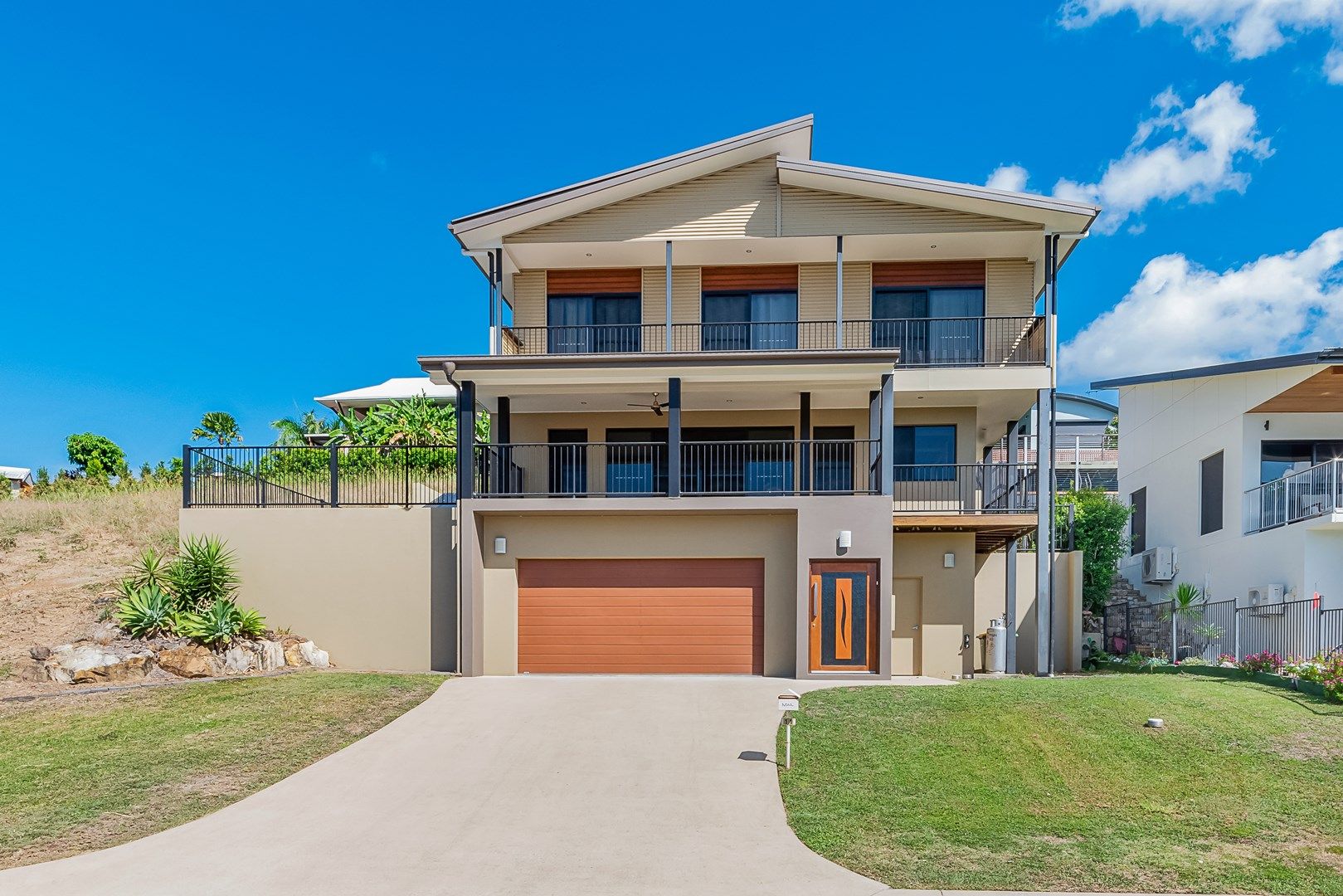 11 Whitehaven Crescent, Cannonvale QLD 4802, Image 1