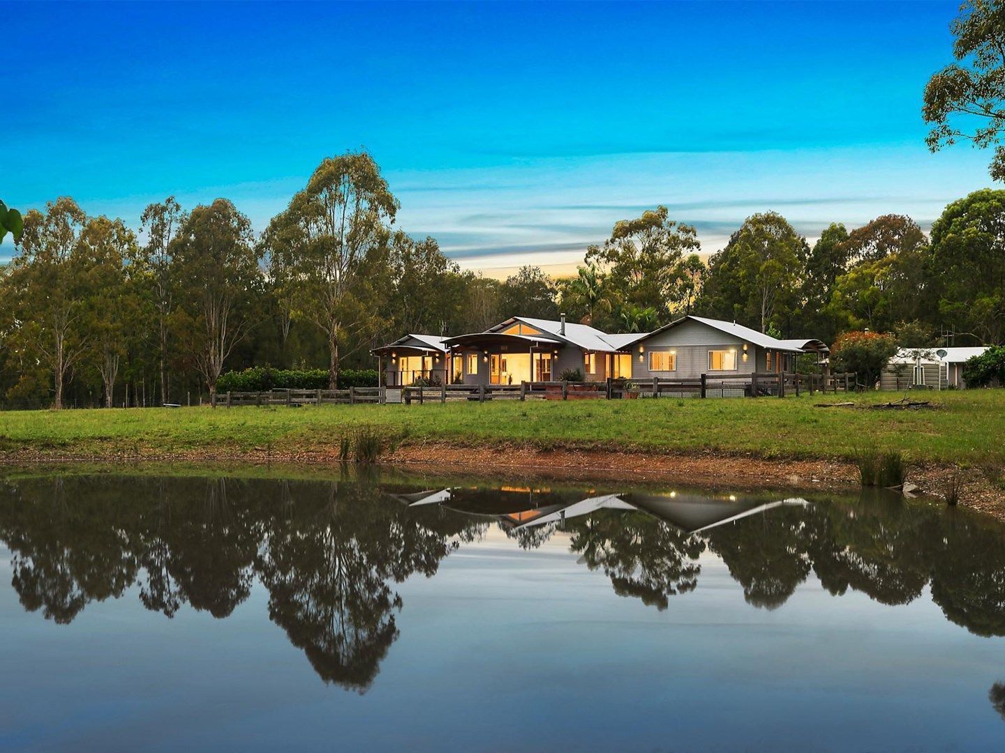 166 Kenwood Drive, Lake Cathie NSW 2445, Image 0