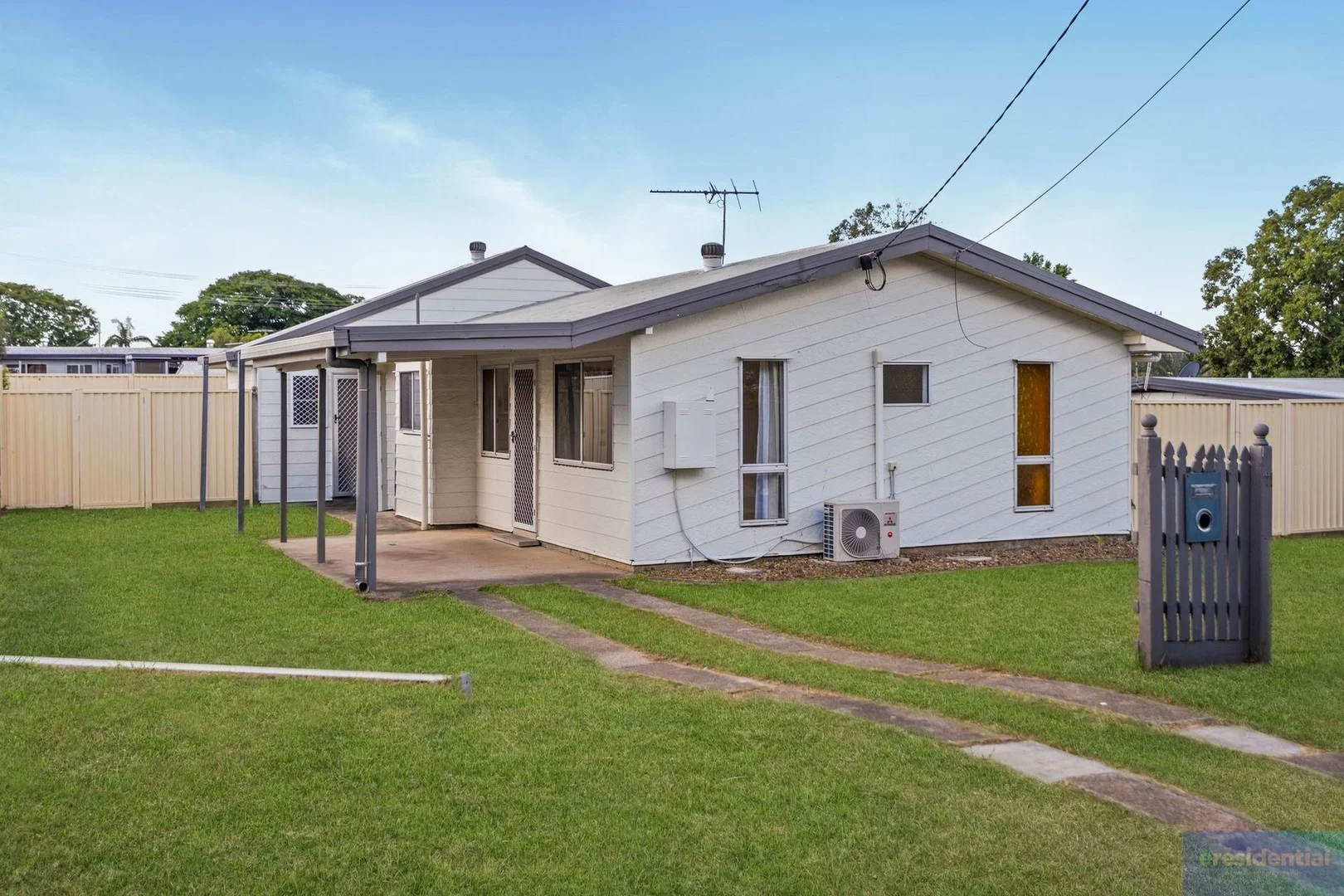 Primary image of 11 Mitre Street, Holmview QLD 4207