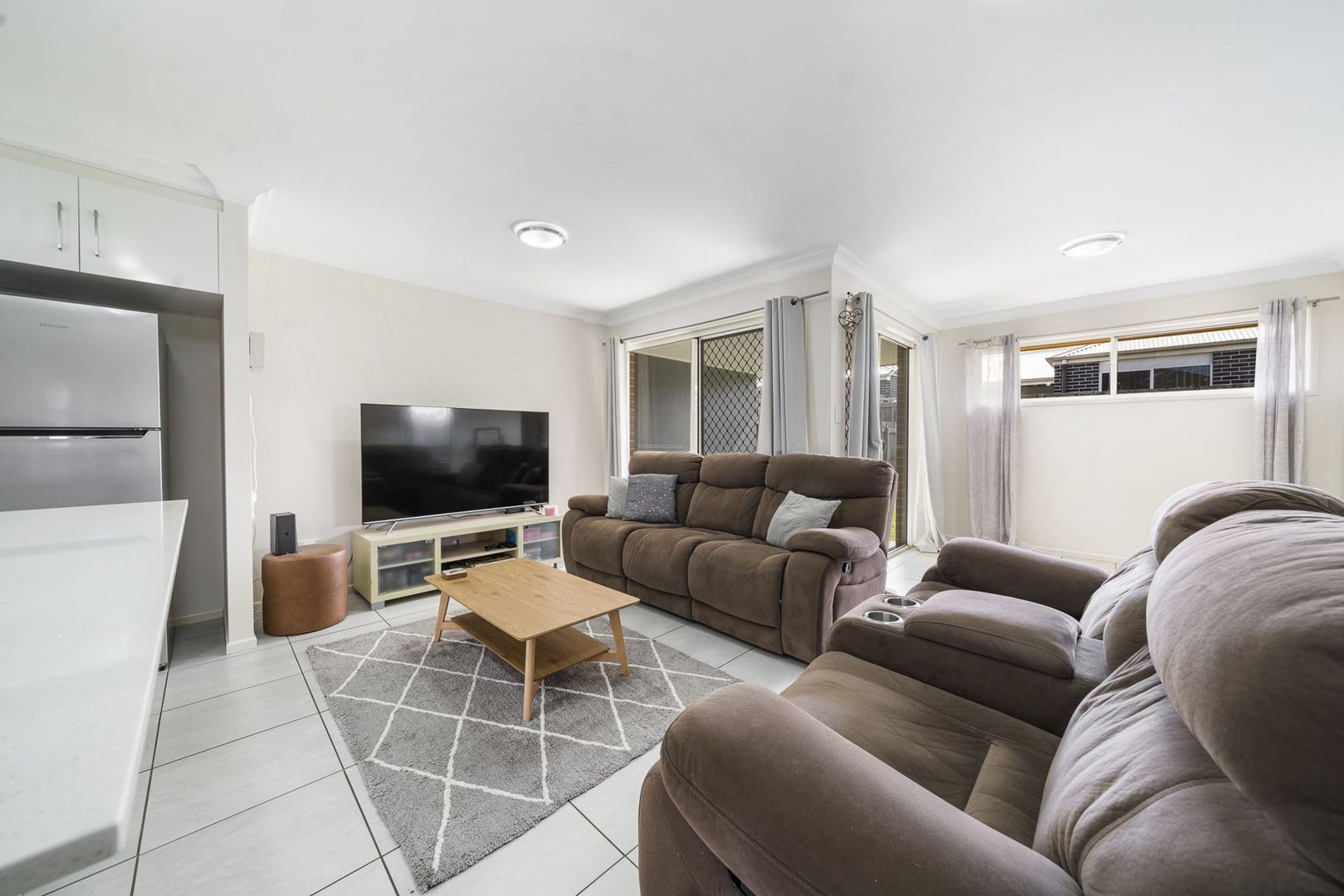 2/5 Sweeney Street, Kearneys Spring QLD 4350, Image 2