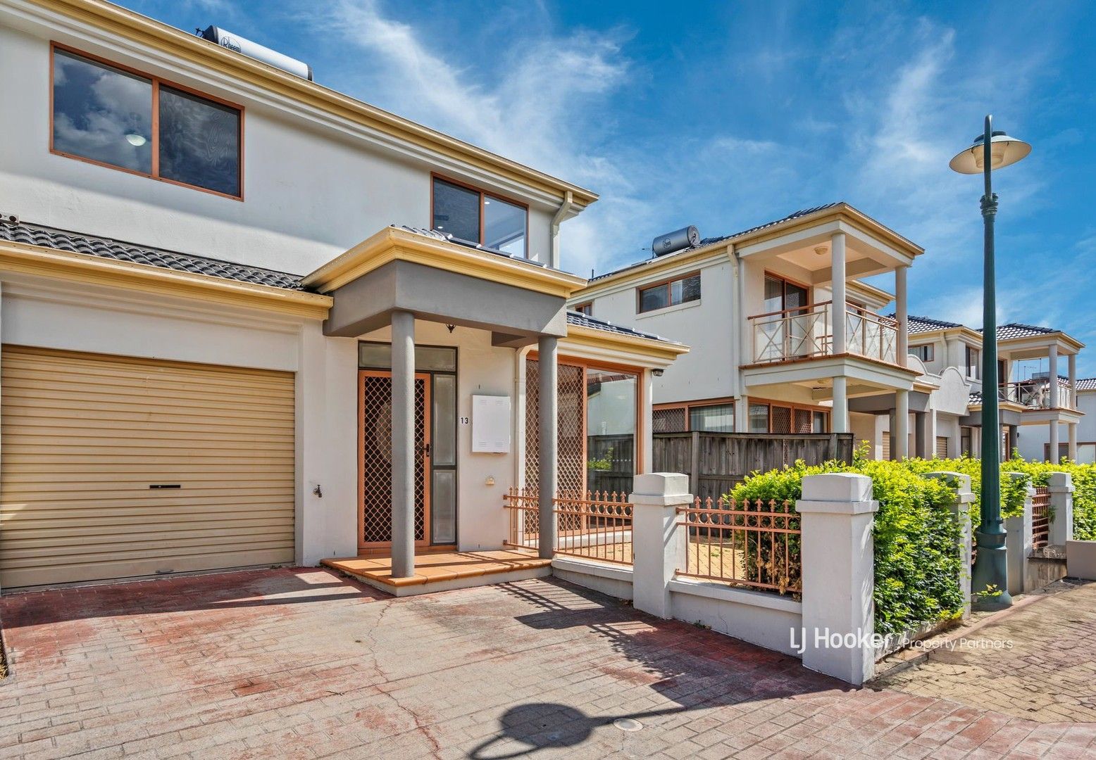 2 bedrooms Townhouse in 13/52 Daw Road RUNCORN QLD, 4113