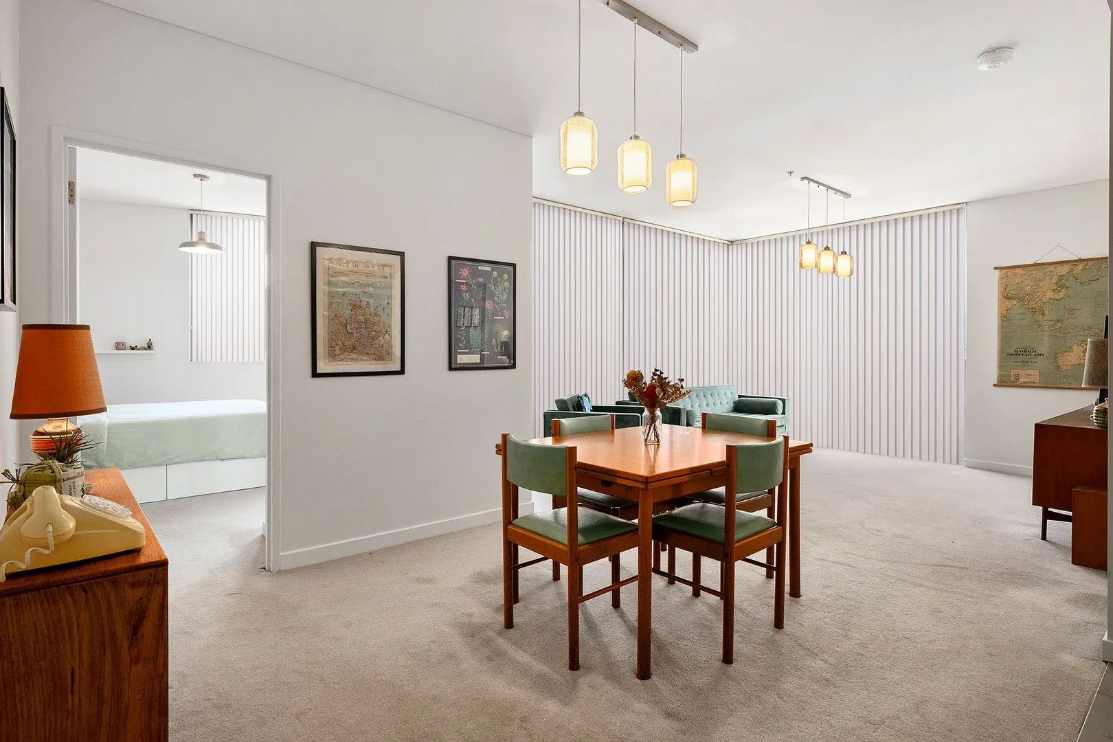 Elevated Designer Living with North-East Aspect in Discovery Point