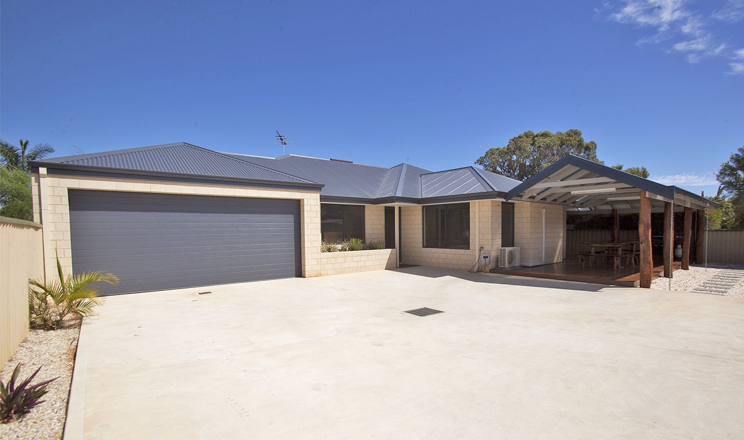 250B First Street, Wonthella WA 6530, Image 0