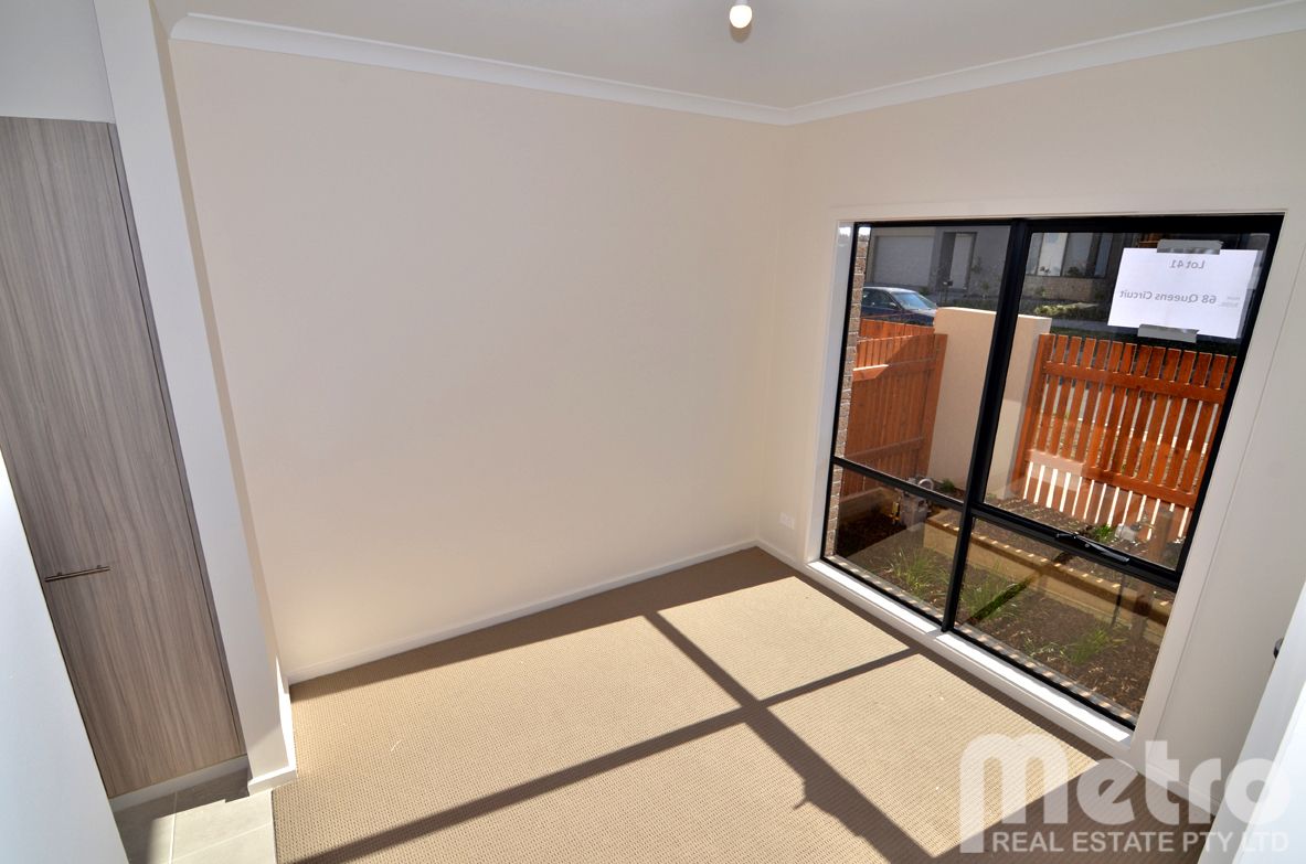68 Queen Circuit Sunshine VIC 3020 Townhouse For Rent $430 Domain