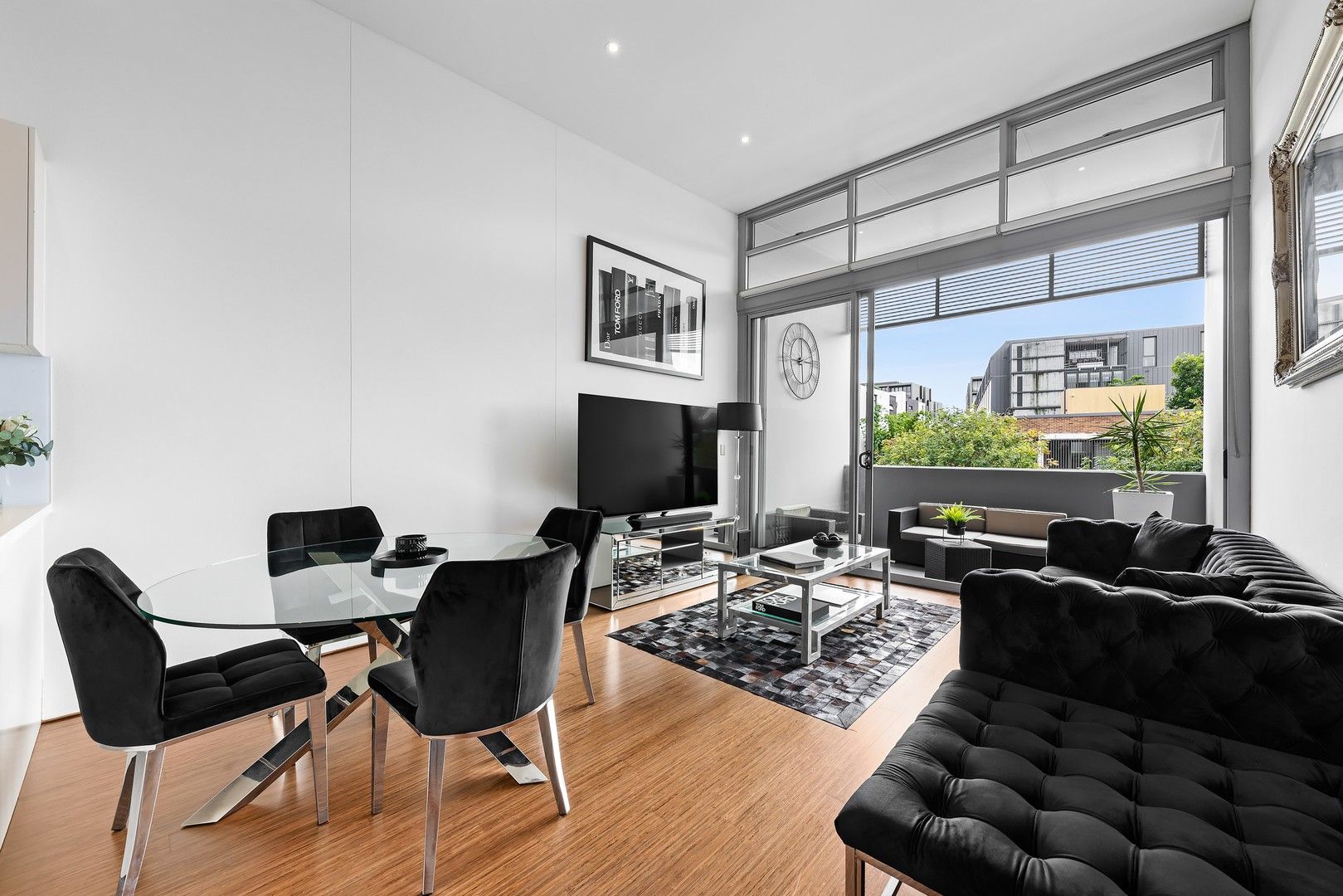 2 bedrooms Apartment / Unit / Flat in 11/115 Wigram Road GLEBE NSW, 2037