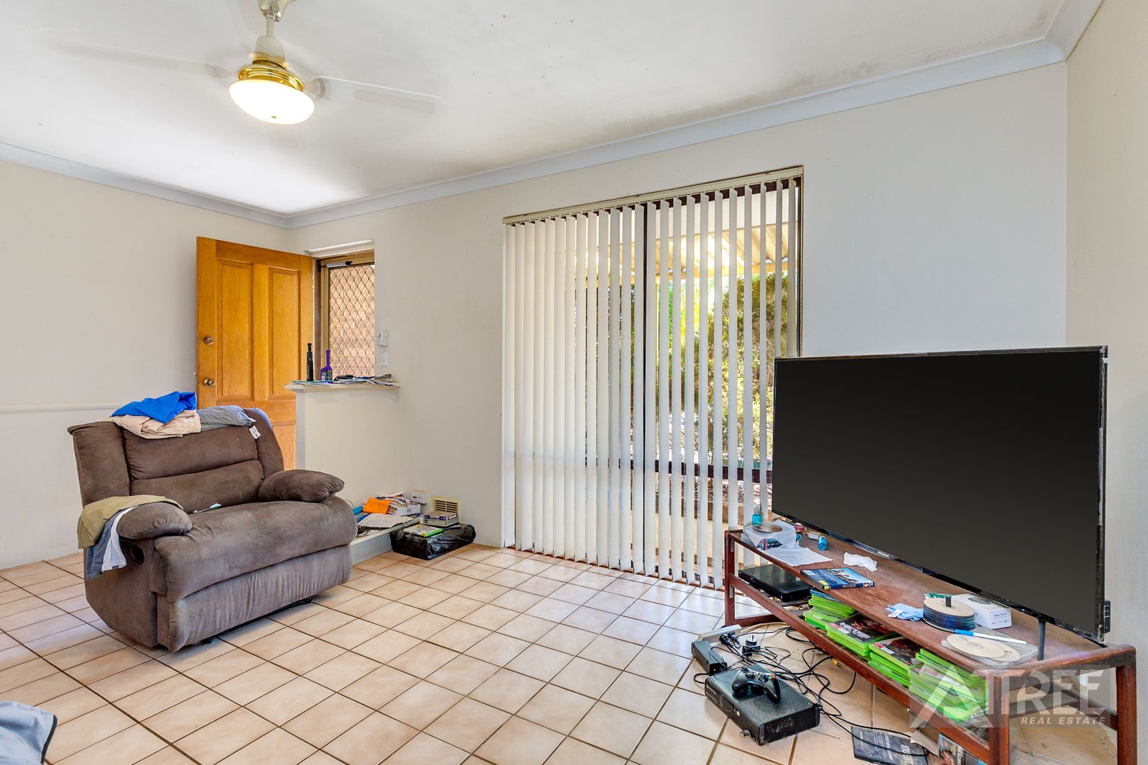 5 Barge Court, Armadale WA 6112, Image 2