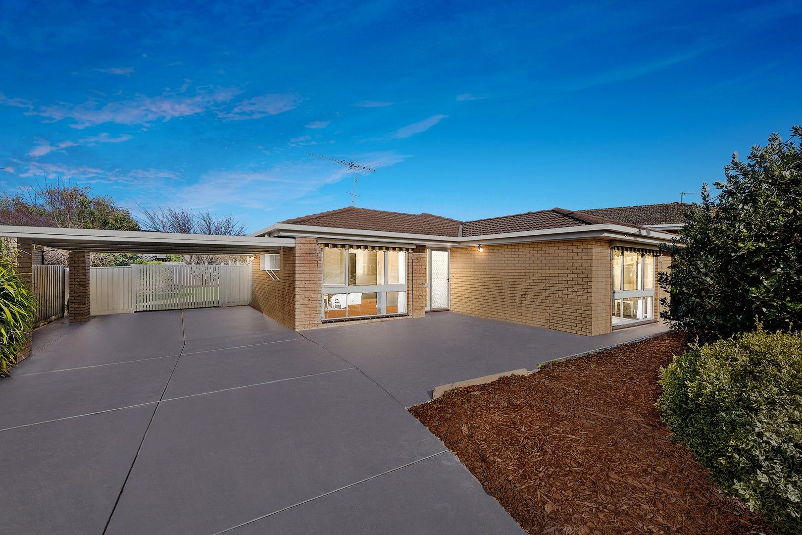 3 bedrooms House in 28 Cheryl Crescent BELMONT VIC, 3216