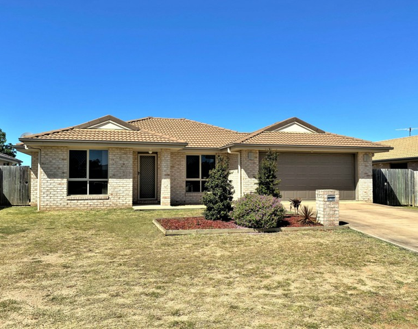 4 Oasis Drive, Kingaroy QLD 4610