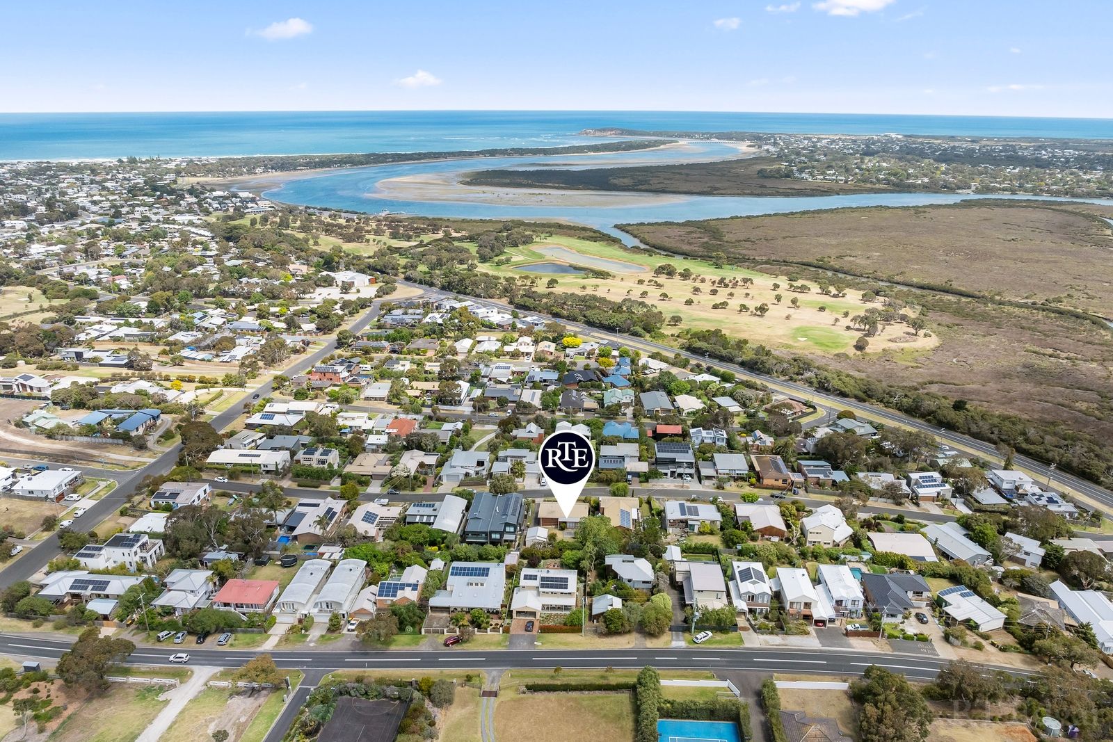 21 Cruickshank Avenue, Ocean Grove VIC 3226, Image 2