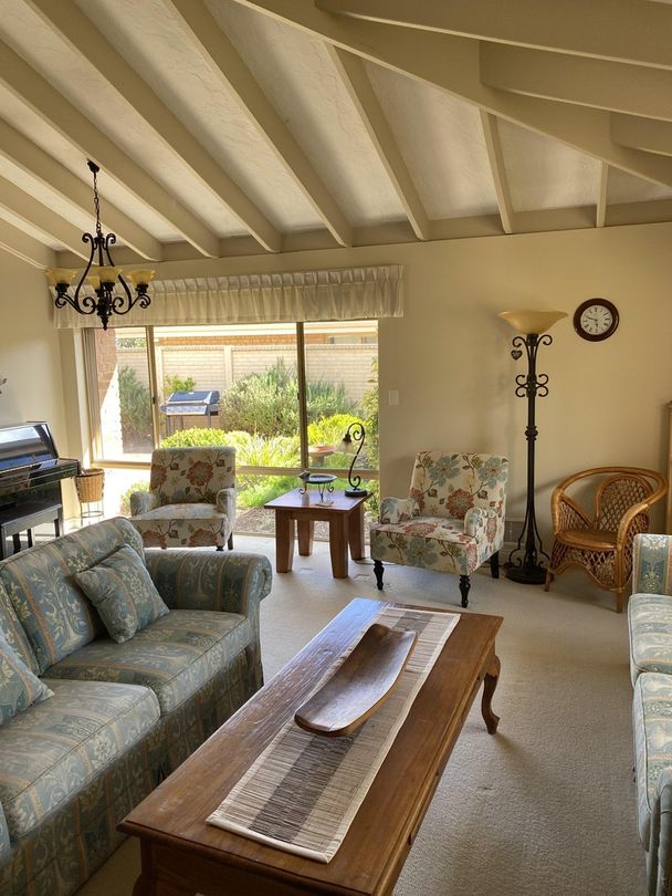 4 bedrooms House in 28 GLENWAY LOOP COOLOONGUP WA, 6168