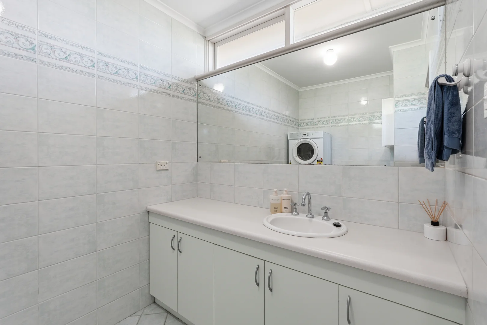 Additional image 14 of 4 Sherley Drive, Para Hills SA 5096