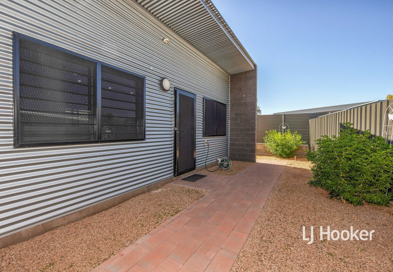 2/4 Taylor Street, Araluen NT 0870, Image 0