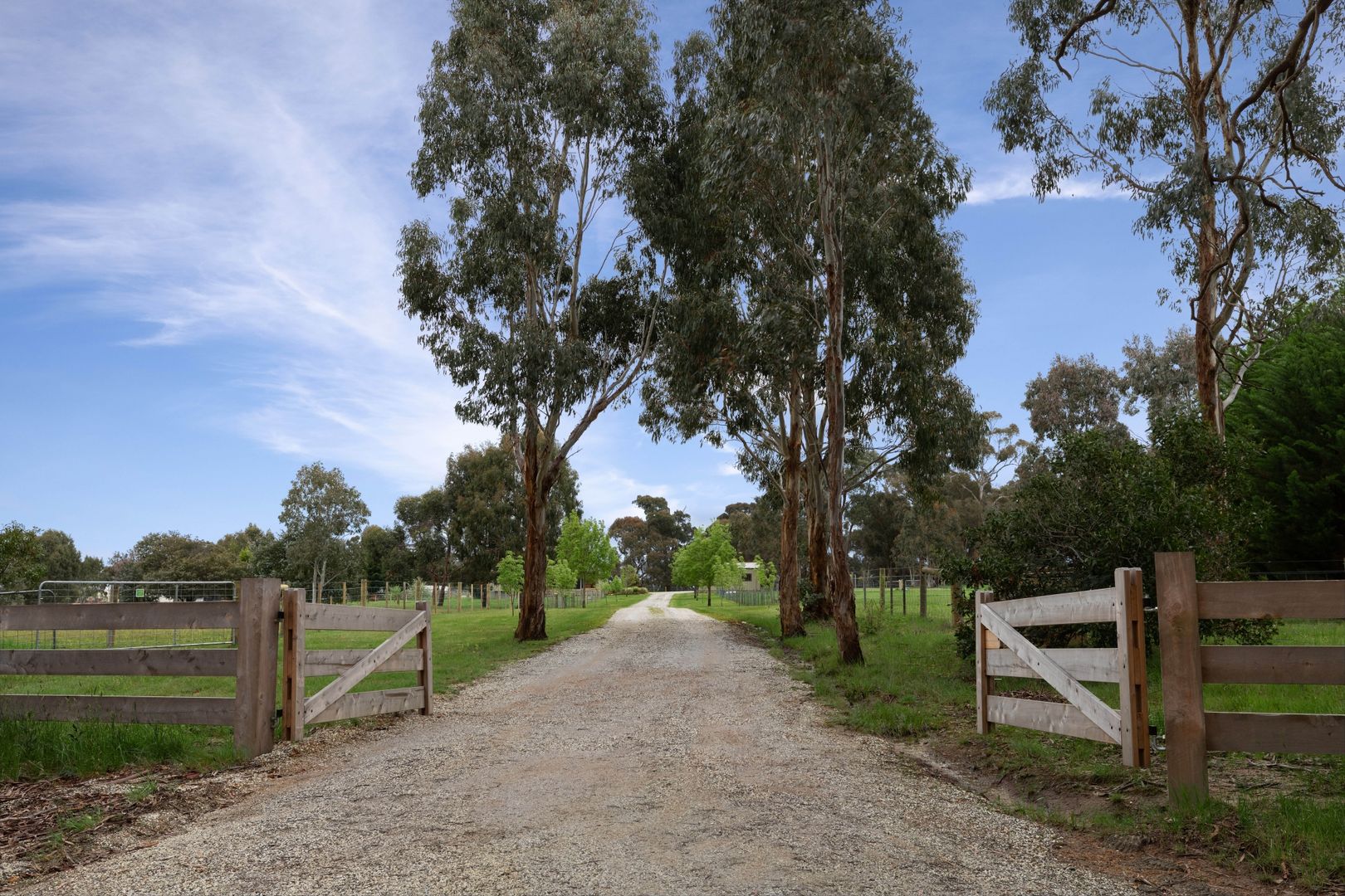 129 Burke And Wills Track, Lancefield VIC 3435, Image 2