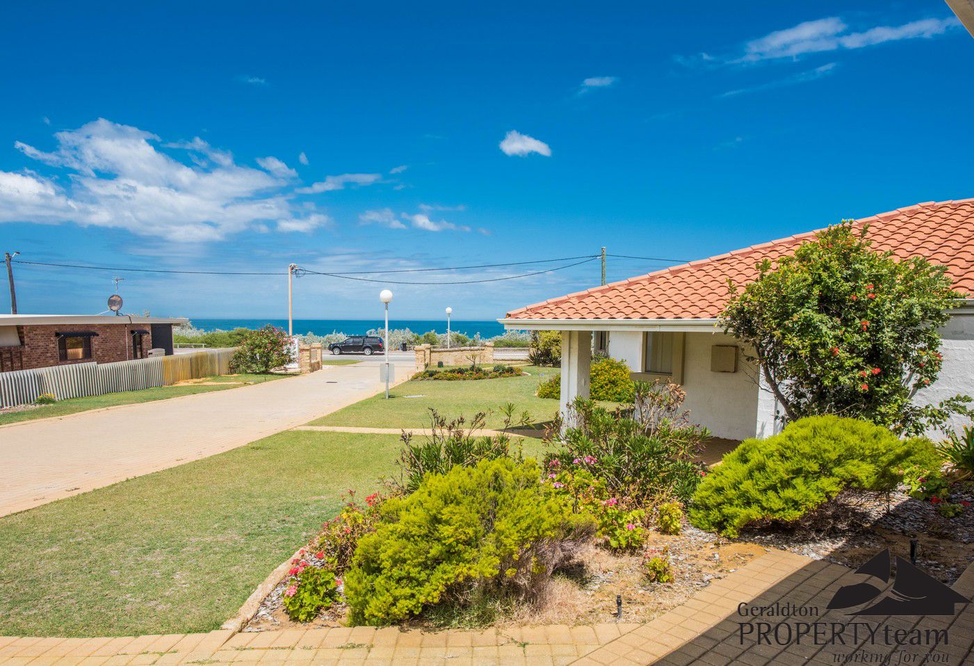 4/323-325 Willcock Drive, Tarcoola Beach WA 6530, Image 0