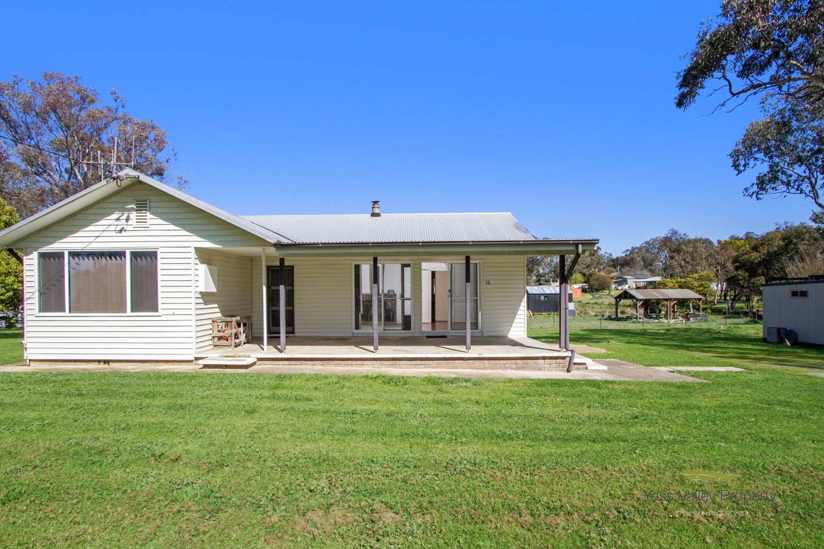 12 Airy Street, Bowning NSW 2582, Image 1