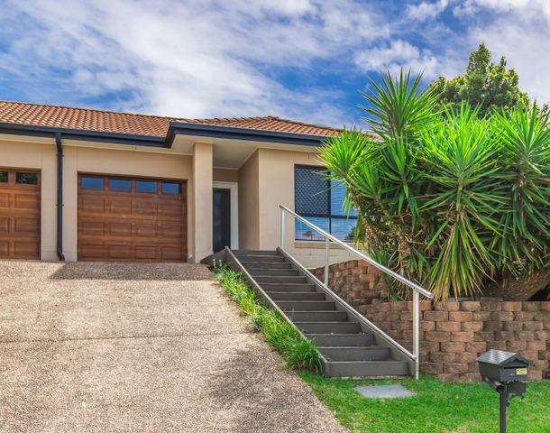 2/9 Entry Drive, Merrimac QLD 4226