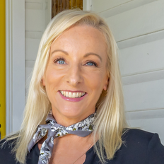 Ray White Forster Tuncurry - Rachel Bissell