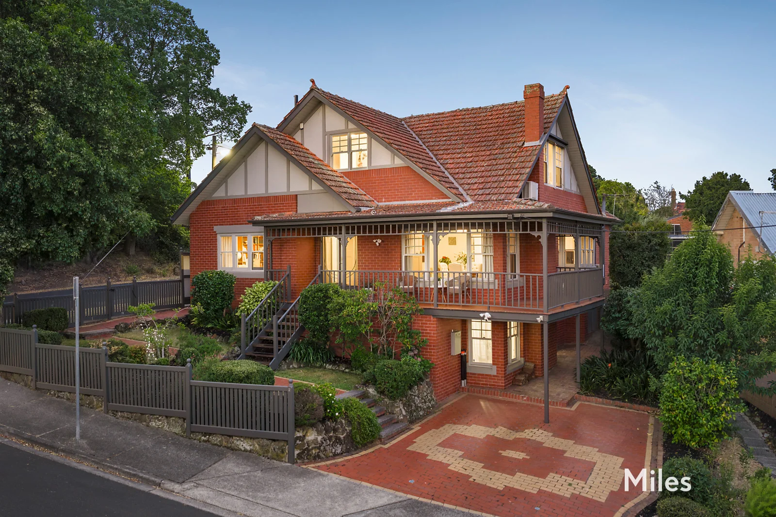 Additional image 12 of 2 Scotts Parade, Ivanhoe VIC 3079